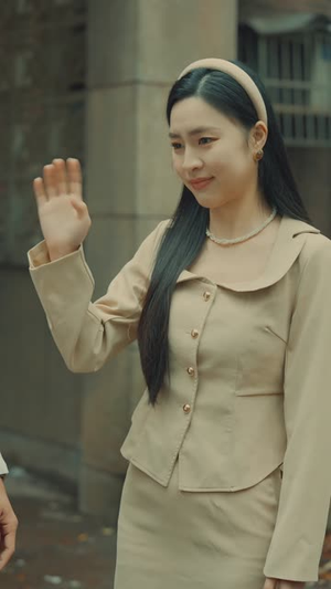 （重生八零闪婚肥妻竟逆袭了76集）短剧全集，高清流畅任你挑封面图