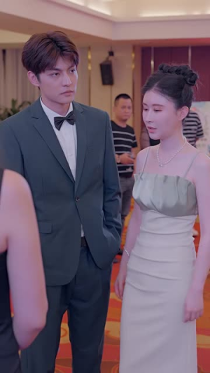 （金总夫人真千金100集）高清短剧全集随心看封面图