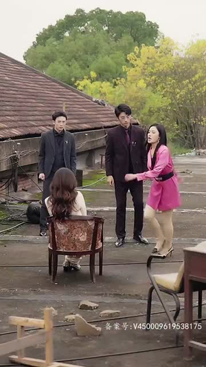 （全世界都在等你离婚89集）最新短剧全集在线观看封面图