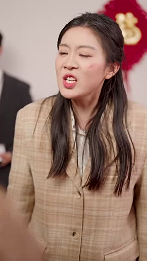 （春暖花开30集）高清短剧全集在线追更封面图