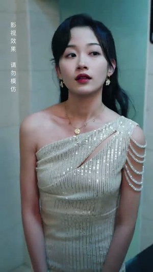 （穿书后我成了大佬的心尖宠90集）热门短剧全集在线观看封面图