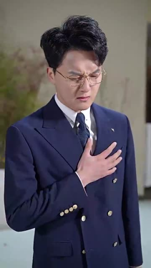 （你迟来的许多年80集）高清流畅短剧一键解锁全集封面图