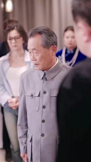 （一胎双宝，爹地总想靠脸上位71集）短剧全集网页版直接观看封面图
