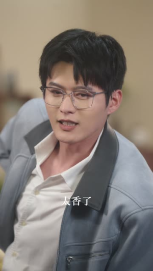 （弟弟班主任居然是我初恋30集）全集短剧立即观看不等待封面图