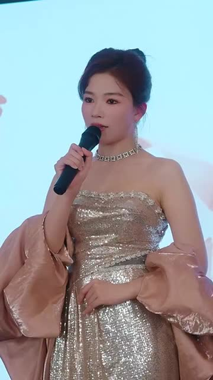 （与你晨昏四季100集）热门短剧流畅播放无广告封面图