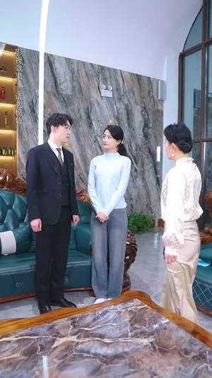 （微光深处是你70集）独家短剧免费观看全集剧情封面图