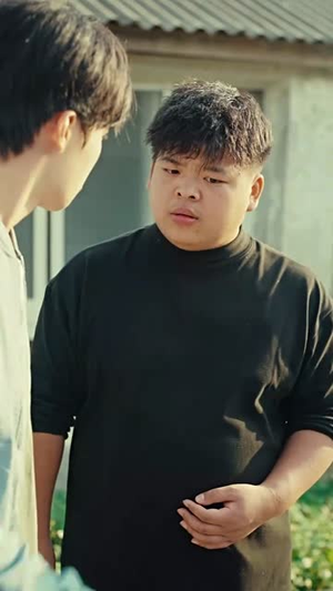 （逐出家门后，我竟成全村的希望30集）一键解锁短剧全集精彩剧情封面图
