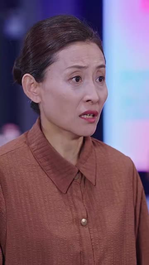 （萌娃奶凶奶凶的大佬全家宠上天72集）短剧全集免费畅享不停封面图