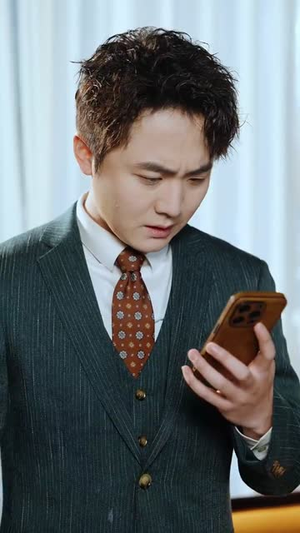 （我离开后高冷姐姐后悔了83集）短剧完整剧情在线观看封面图
