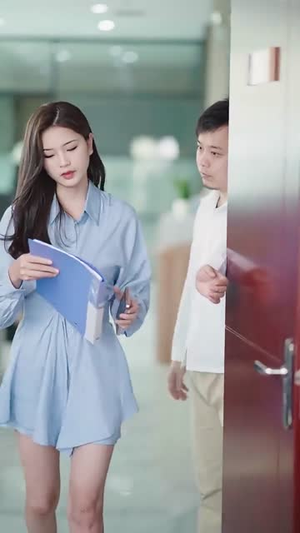 （他似繁星入我梦30集）流畅短剧全集在线播放封面图