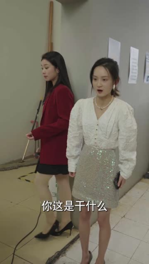 （重生后成了霸总白月光70集）热门短剧流畅播放不停歇封面图