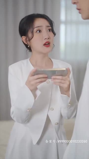 （替身她只想搞钱100集）全集短剧手机在线观看封面图