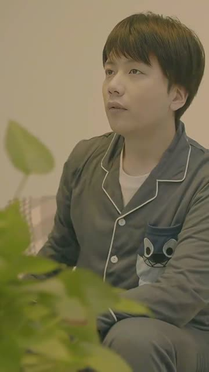 （她机器人23集）热门短剧平台同步观看封面图