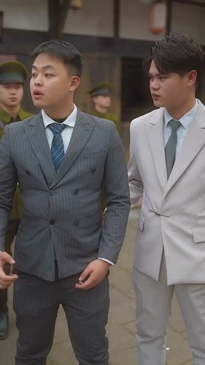 （小龙王护母记60集）全集短剧一键解锁观看封面图
