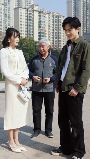 （情人节大小姐向我求婚54集）高清短剧全集即点即播封面图