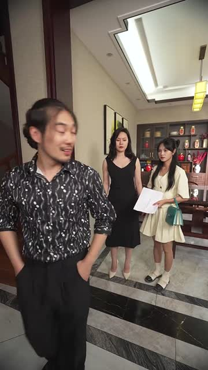 （我给爹妈当红娘99集）短剧全集高清画质畅享看封面图