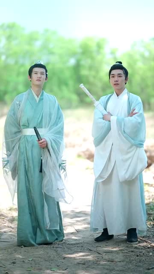 （小师妹镇压九州91集）高清短剧在线流畅播放封面图