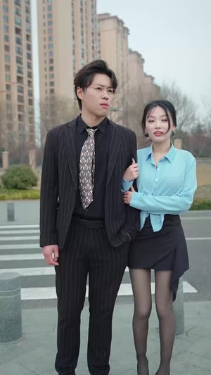 （偏执下的爱50集）流畅短剧一键播放全集封面图