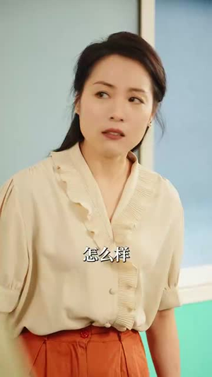 （头顶迷你气泡，奶萌团宠人见人爱99集）短剧平台同步热播中封面图