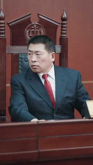 （制胜系统，请叫我金牌律师81集）短剧全集网页版直接看封面图