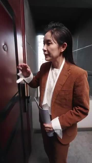 （遥不可及的你33集）专属短剧全集在线欣赏封面图