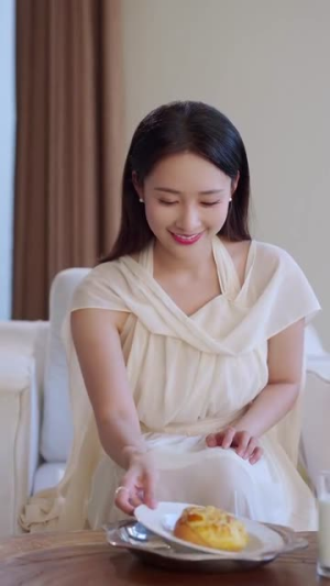 （姜小姐我们复婚吧76集）高清流畅短剧即刻播放封面图