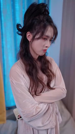 （美女债主很多情94集）短剧全集网页版随时看封面图