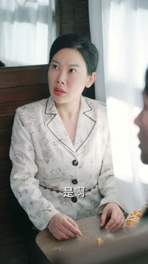 （掏空家产资本家小姐去寻夫63集）热门短剧平台同步追更封面图