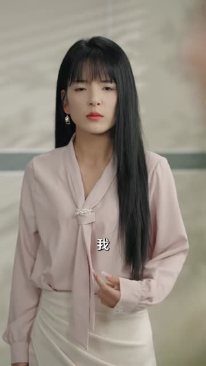 于她心上听晚风(80集) 于她心上听晚风(80集)短剧合集4K修复版